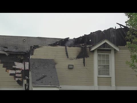 Knoxville apartment fire displaces 22 people