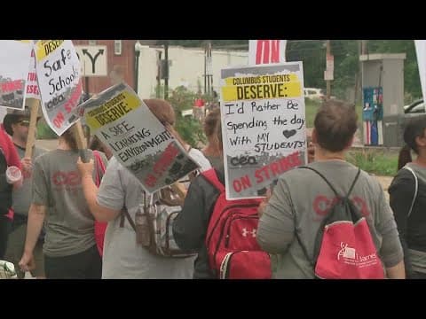 Columbus parents split on making children learn remotely during teacher strike