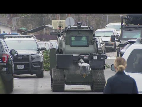 SWAT standoff with armed man in Mountain View continues, neighbors asked to shelter in place