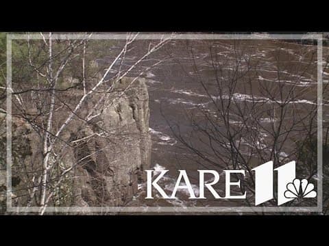 Crews search St. Croix River for missing 18-year-old