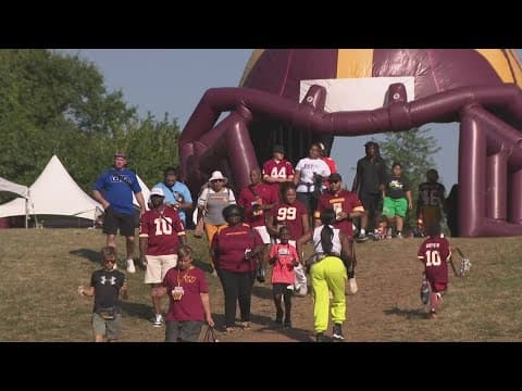 Fans line up for first public day at Commanders training camp
