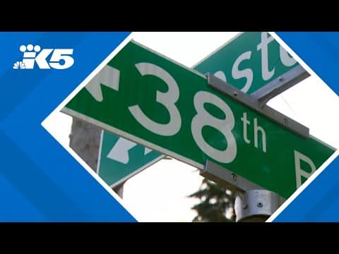 87-year-old man robbed at gunpoint in his driveway