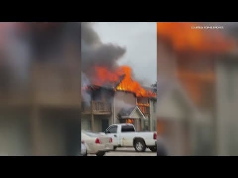 Fire destroys 8 Anderson apartments