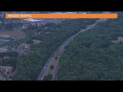 Baltimore-Washington Parkway crash shuts all lanes of traffic in Prince George's County