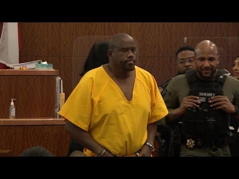 Man accused of having loaded handgun hidden in wheelchair at Harris County Jail held without bond