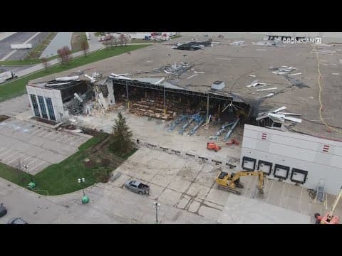 'We're basically gonna start over' | Brownsburg neighbors still cleaning up from EF-2 tornado