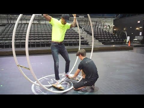 Guy Brown runs away with Circus Juventas