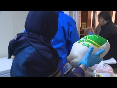 Turkeys given out to neighbors in need ahead of Thanksgiving