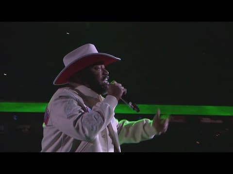 Who will Bun B bring out on stage during Houston Rodeo performance?