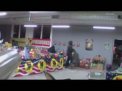 WATCH: Burglary suspects drive car into east Indianapolis fireworks store