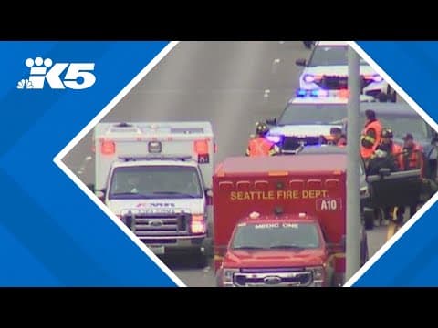 4-car crash that blocked I-5 in Seattle being investigated