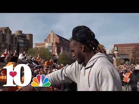 Vol Nation shows Joe Milton some love during his final Vol walk