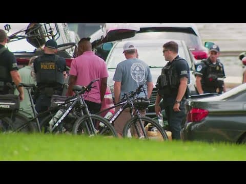 Small armory found in suspicious vehicle near White House; one arrested