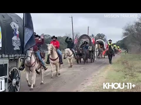 RodeoHouston trail riders on their way to Memorial Park