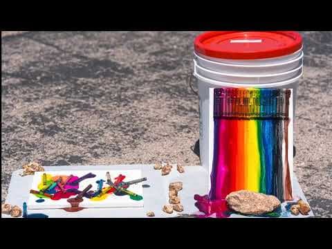 Timelapse: Crayons melt In Las Vegas heat wave