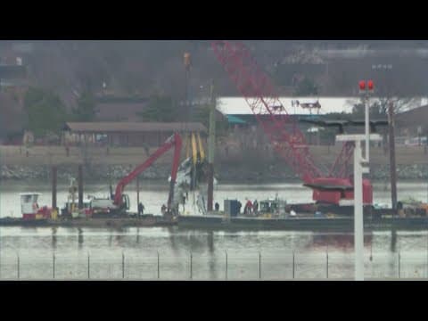 NTSB urges ban on some helicopter flights at Washington airport where 67 people died