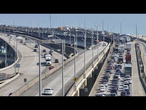 Crescent City Connection cleared, reopened to Westbank following 'serious crash'