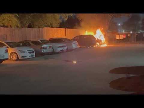 Search continues for arson suspect accused of lighting girlfriend's cars on fire