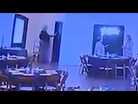 Texas couple accuses deputy of stealing cash at their wedding