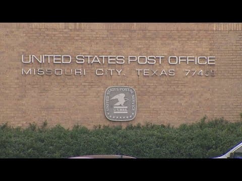 Customers claim packages are getting hung up at Missouri City USPS facility