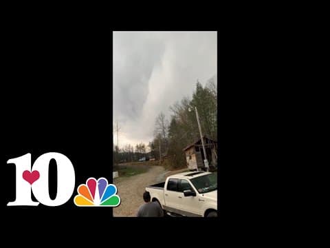 Video: Tornado-warned storm passes through Straight Fork community in Scott County