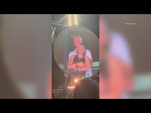 North Texans react to the Coldplay jumbotron cheating scandal