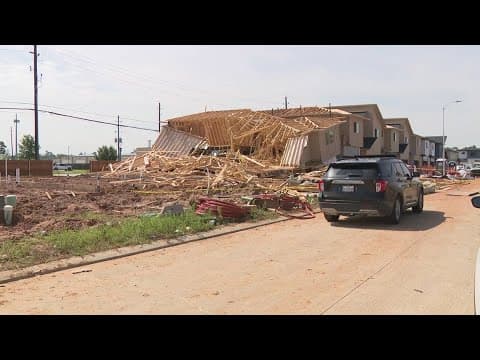 Teen worker killed when houses under construction collapse in Magnolia during severe storm