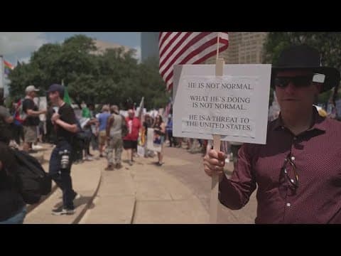 10,000 protesters take to the streets of Dallas, police say