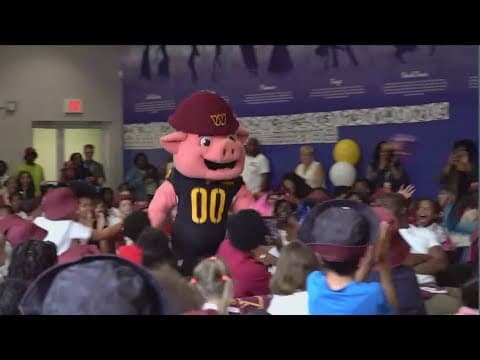 Commanders turn up the hype! Surprise pep rally at Payne Elementary has kids ready for kickoff 🏈