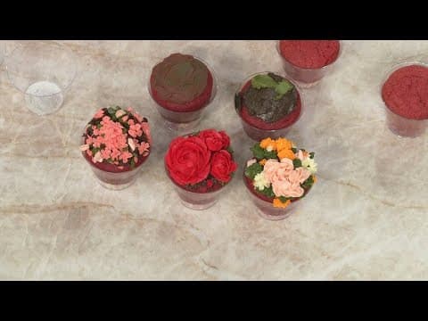 'Bouqcake'-making event for Mothers' Day in Denver