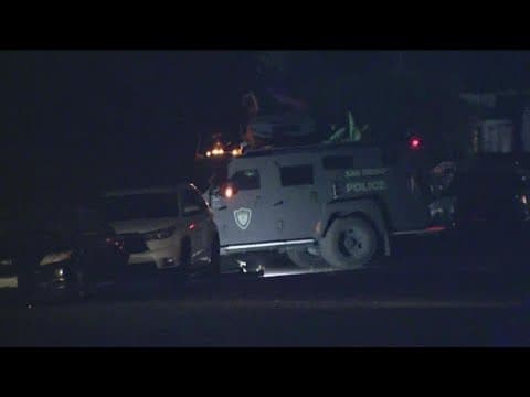 SWAT in standoff with armed man in Mountain View, neighbors asked to shelter in place