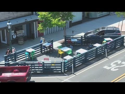 Chula Vista business owners push for return of COVID-era parklets