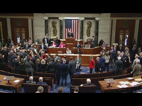 On the brink of a federal shutdown, the House passes a 45-day funding plan and sends it to Senate