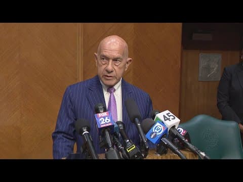 Houston Mayor John Whitmire speaks of Chief Troy Finner's retirement from HPD