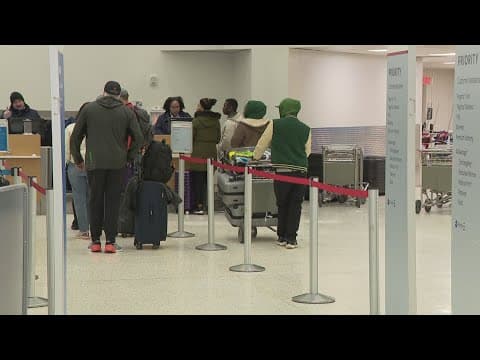 Flight attendants to protest for better pay, working conditions