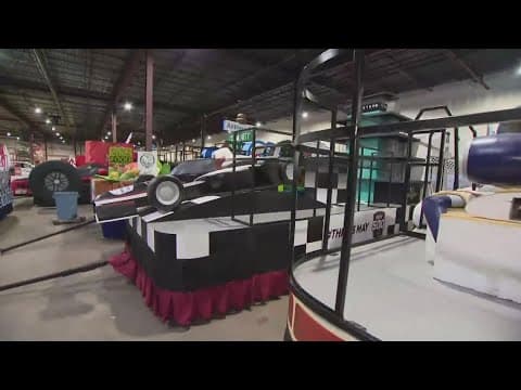 Thousands expected downtown for AES 500 Festival Parade