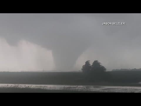 Tornado kills 3 people in North Dakota