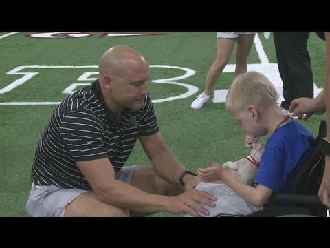 Gophers Football host fourth annual Row the Boat Barbecue