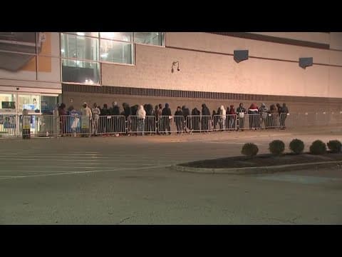 Black Friday shopping begins in Columbus