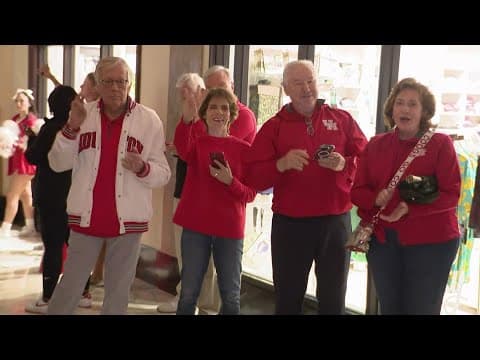 KHOU 11's Jason Bristol is hanging out with the Coogs and their fans in Memphis