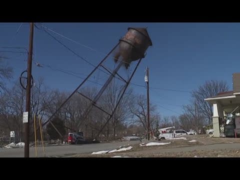 Water tower demolition in Missouri narrowly misses residential porch