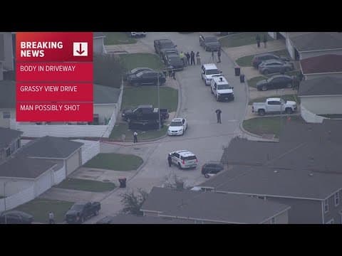 Man shot to death in driveway of Greenspoint-area home, sheriff says