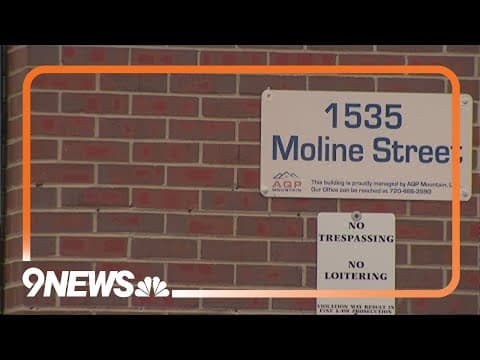 Police investigating 2 deadly stabbings in Aurora