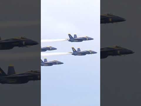 Blue Angels perform Diamond Aileron Roll above Seattle