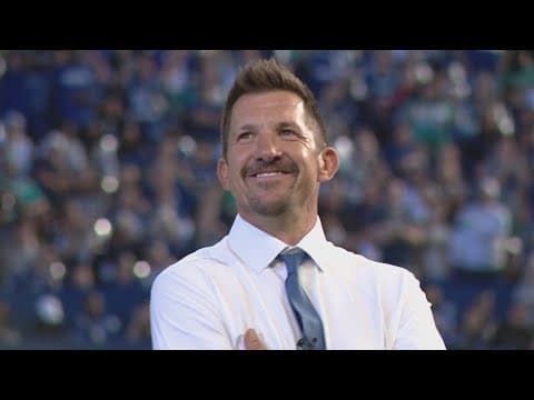 Colts induct former tight end Dallas Clark into Ring of Honor