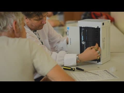 Fixit Clinics repairing old items for free to keep them out of the landfill