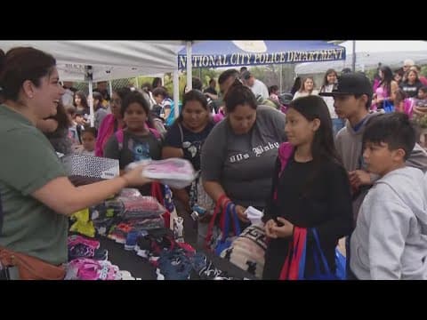National City Police hand out school supplies to families in need
