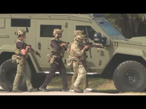 Suspect in Sarasota shooting arrested after SWAT team responded