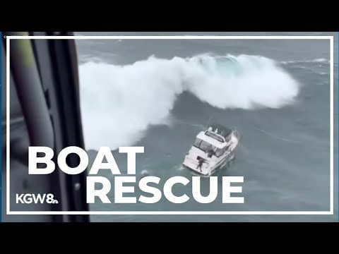 Boat capsizes during rescue on Columbia River near Oregon coast