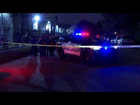 Man shot in the back while working on car outside apartment complex in NW Houston, police say